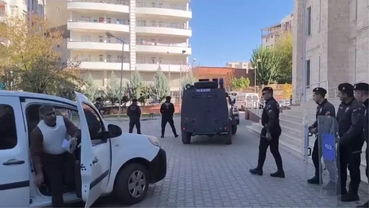 Eşi ve Amcasını Öldüren Şahıs Adliyeye Sevk Edildi