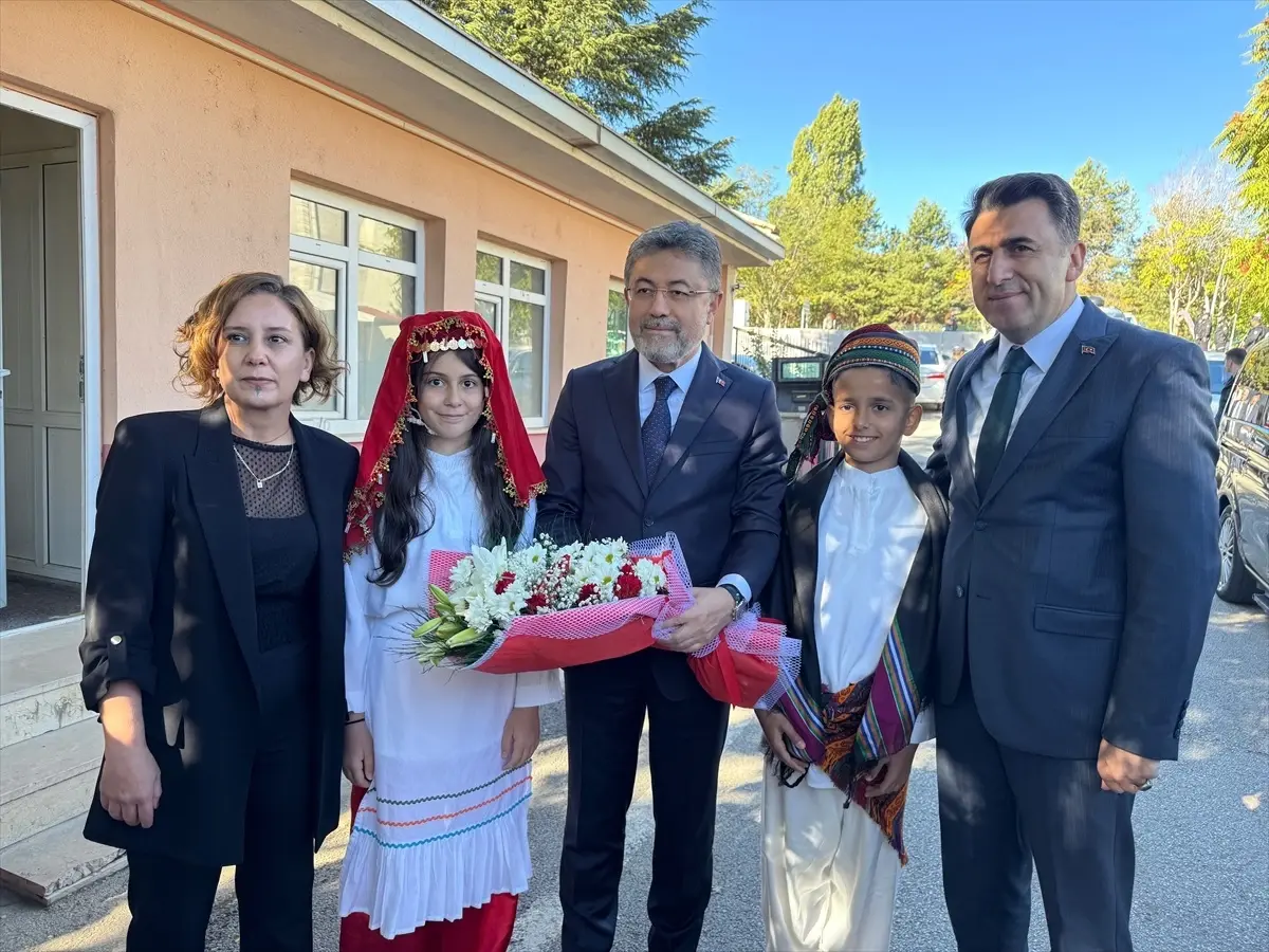 Bakan Yumaklı Tunceli\'de