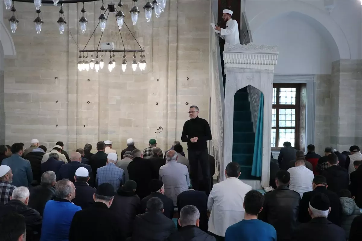 Tekirdağ\'da İşitme Engelliler İçin İşaret Dili Uygulaması