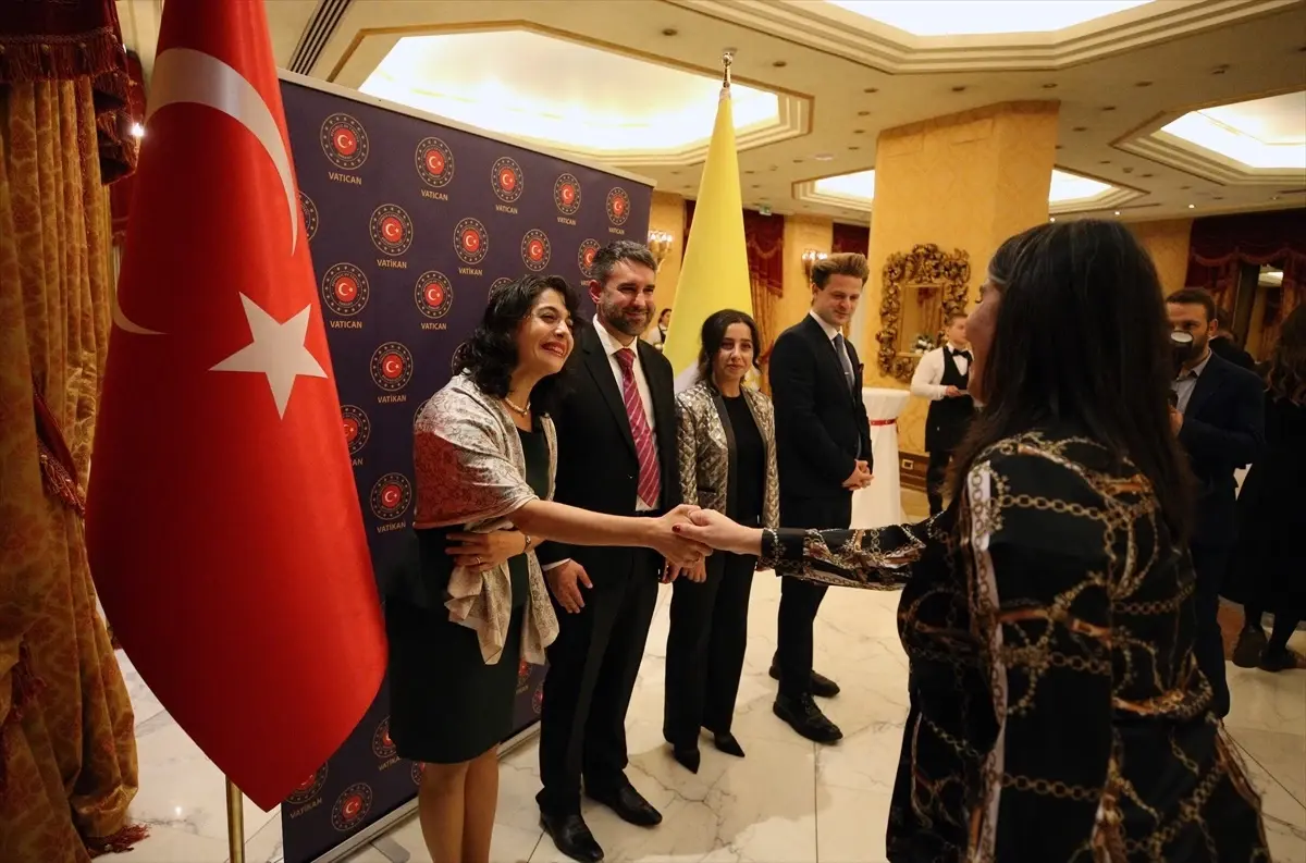 Türkiye Cumhurniyeti\'nin 102. Yıl Dönümü İçin Vatikan\'da Resepsiyon Düzenlendi