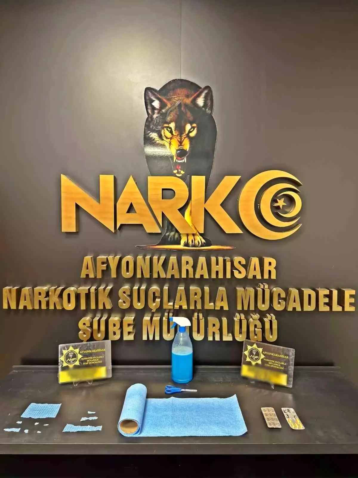 Afyonkarahisar\'da Uyuşturucu Operasyonu: 3 Tutuklama