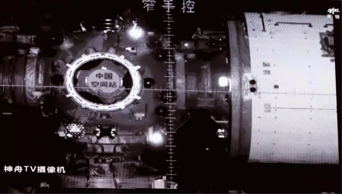 Shenzhou-21 Uzay Aracı Tianhe\'ye Kenetlendi