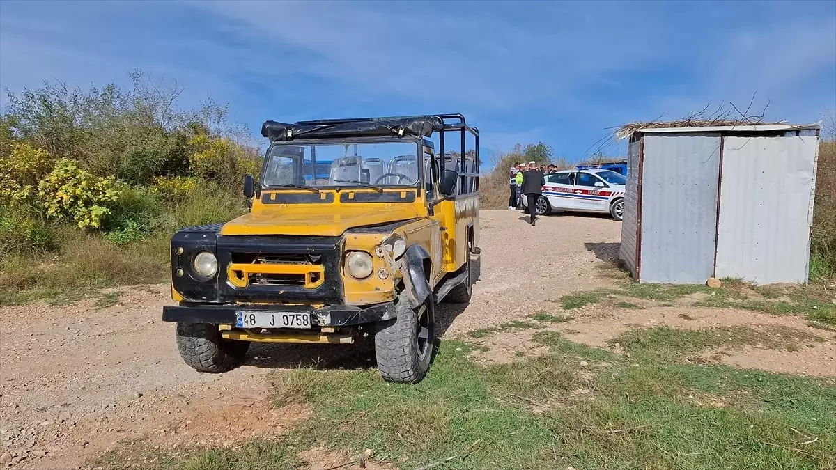 Manavgat\'ta Safari Araçları Çarpıştı: 9 Yaralı