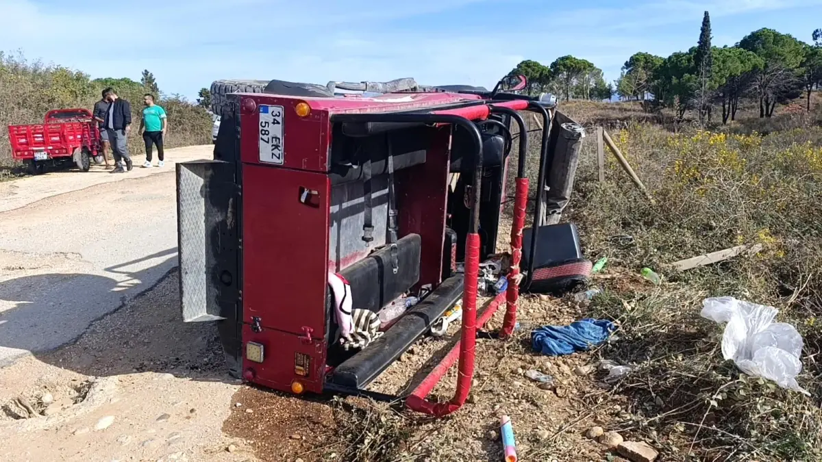 Manavgat\'ta Safari Aracı Devrildi: 9 Turist Yaralandı