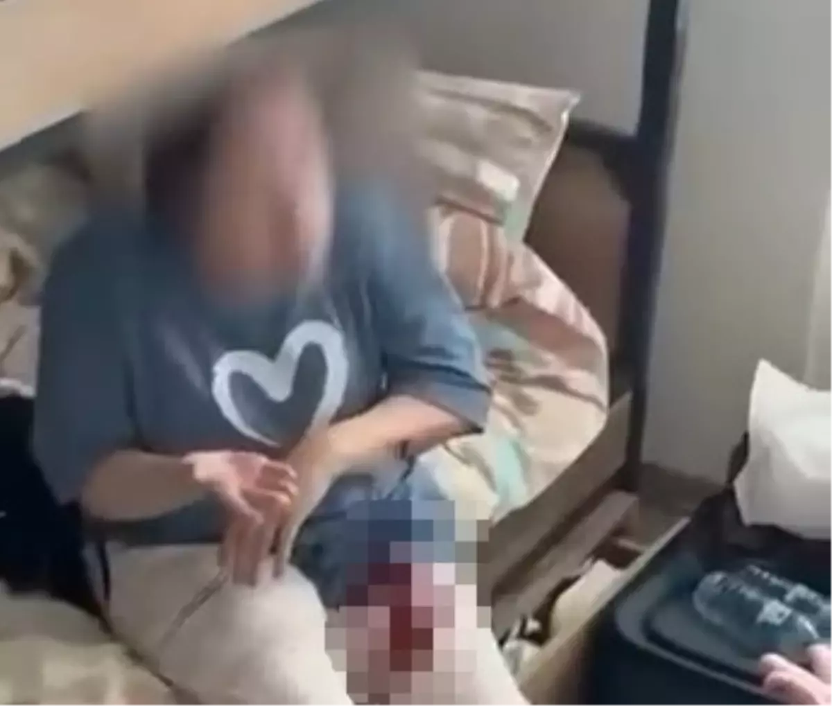 Kız öğrenci yurdunda bıçaklı kavga: 1 yaralı