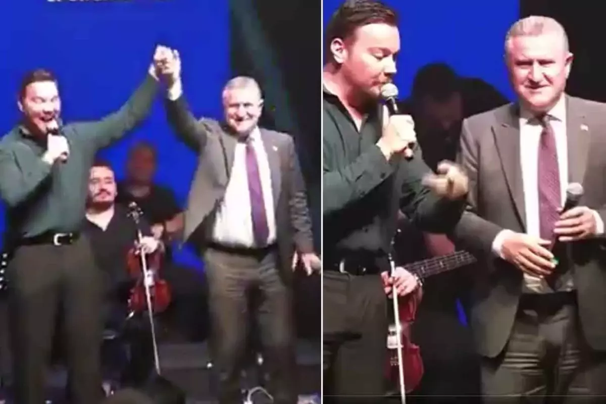 Bakan Osman Aşkın Bak, Sinan Akçıl ile sahnede şarkı söyledi