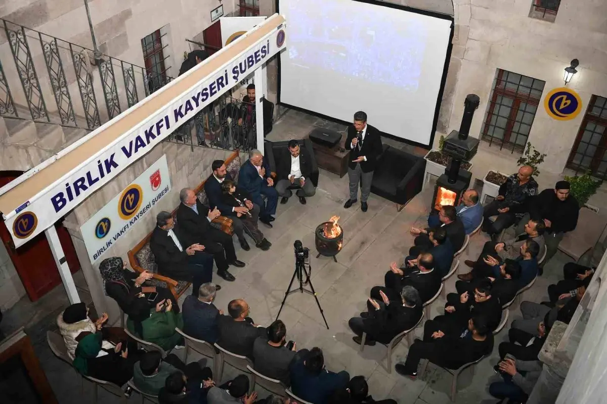 Başkan Büyükkılıç, \'Birlik Söyleşileri\' Programında Gençlerle Buluştu