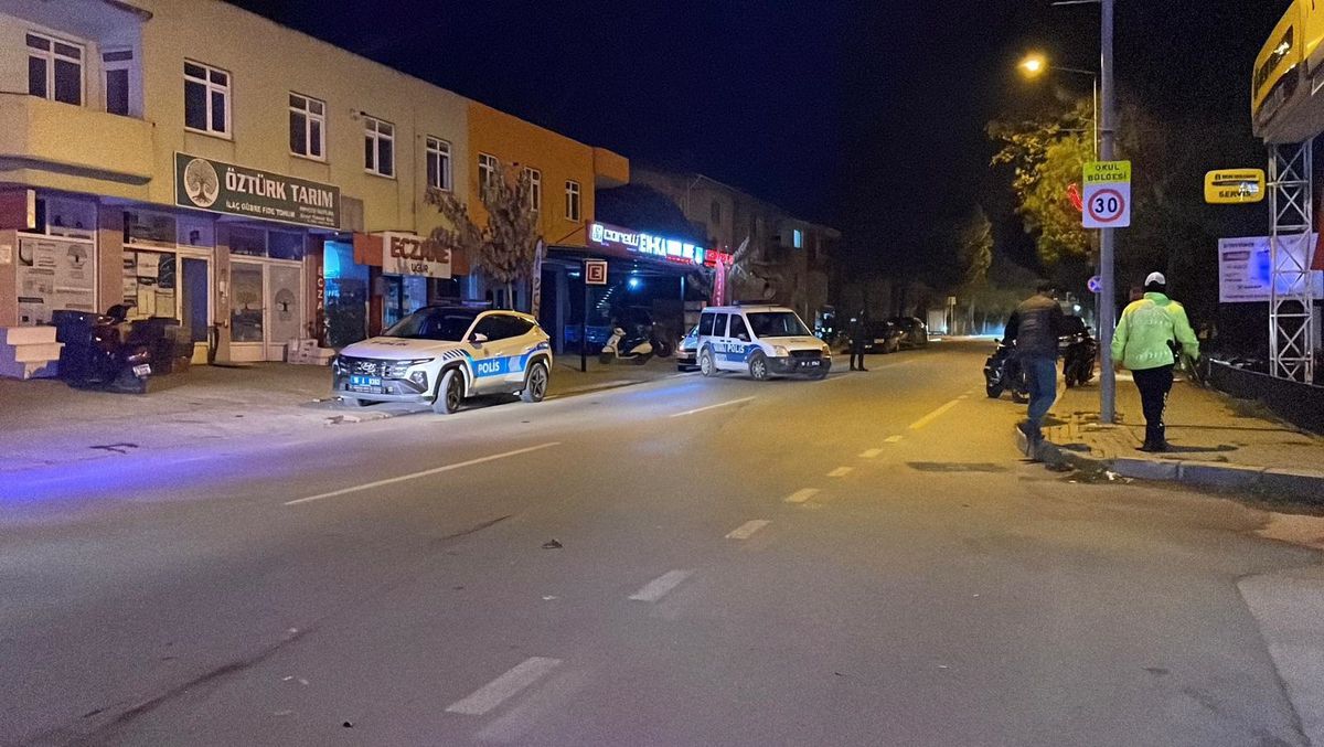 Bursa\'da Ehliyetsiz Sürücüyle Kaza: Motosiklet Alev Aldı
