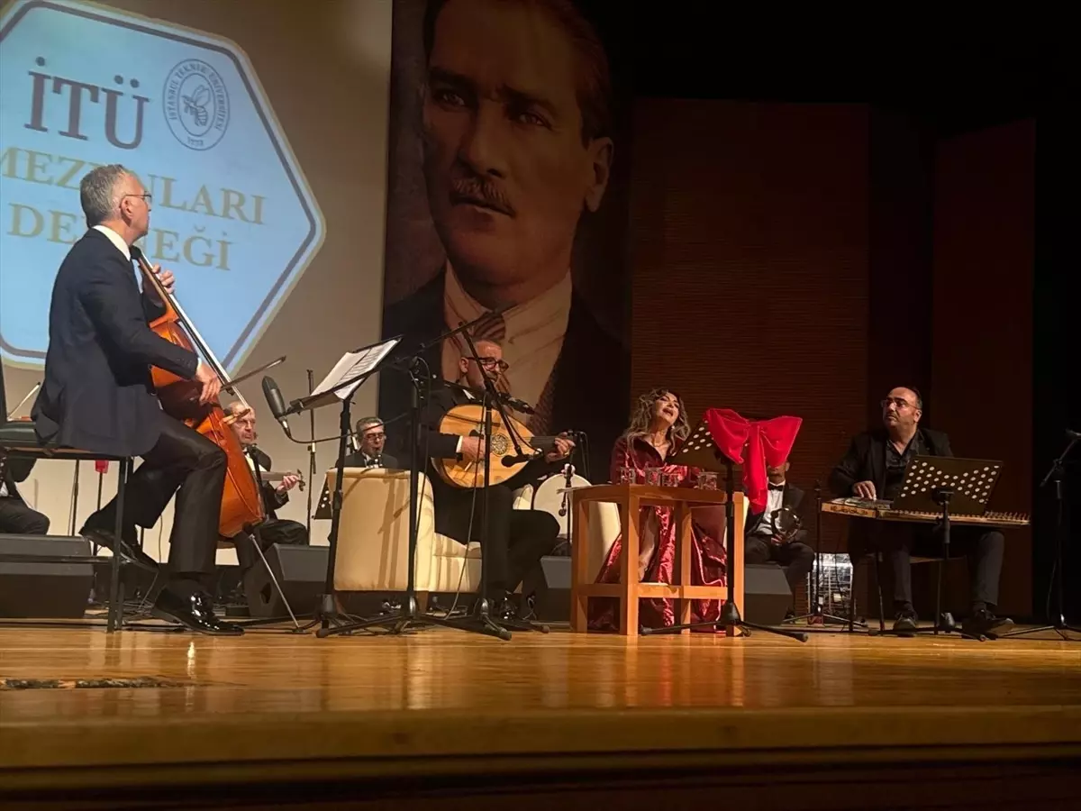 İTÜ Mezunları Derneği\'nden Cumhuriyet Konseri