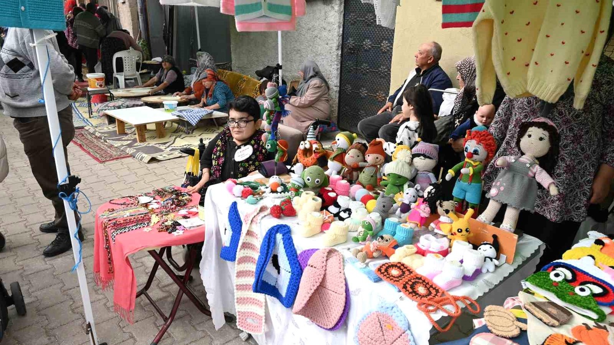 Cam Kemik Hastalığına Rağmen Hobiyle Gelir Elde Eden Kader Döngel