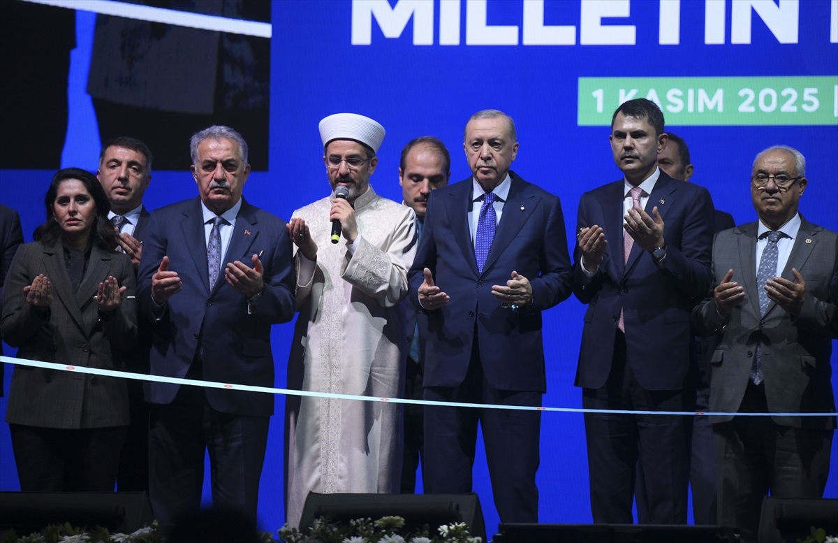 Cumhurbaşkanı Erdoğan: "(Terörsüz Türkiye) Hedefe yaklaştıkça hem yükümüz ağırlaşıyor hem de süreci kundaklamaya dönük çabalar yoğunlaşıyor."