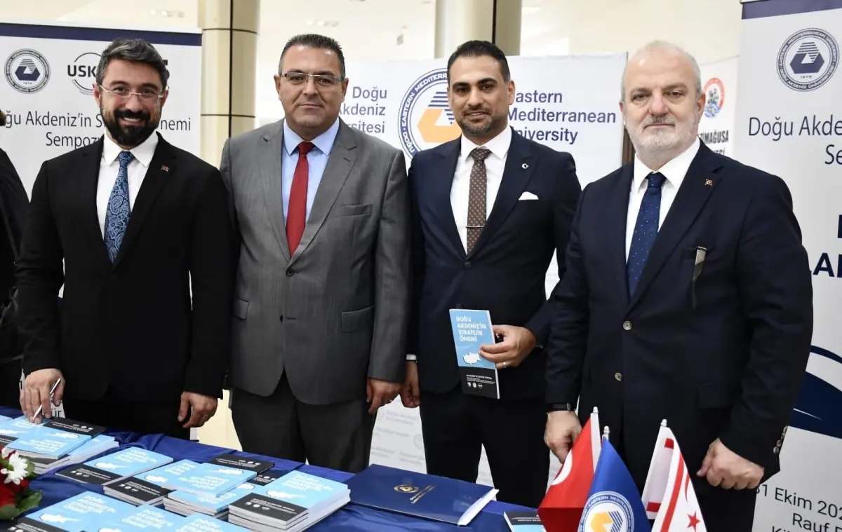 "Doğu Akdeniz\'in Stratejik Önemi" kitap lansmanı Kuzey Kıbrıs\'ta Tanıtıldı
