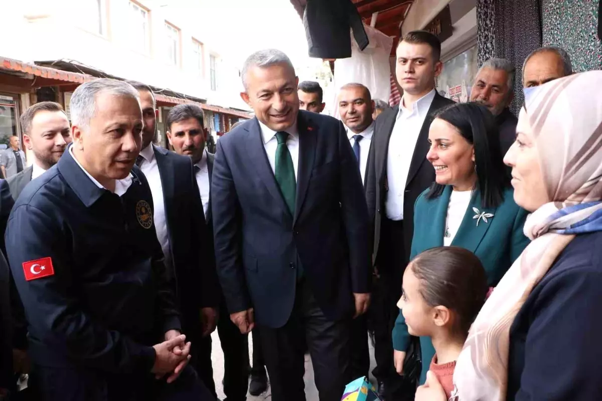 Bakan Yerlikaya Kilis\'te Esnafı Ziyaret Etti