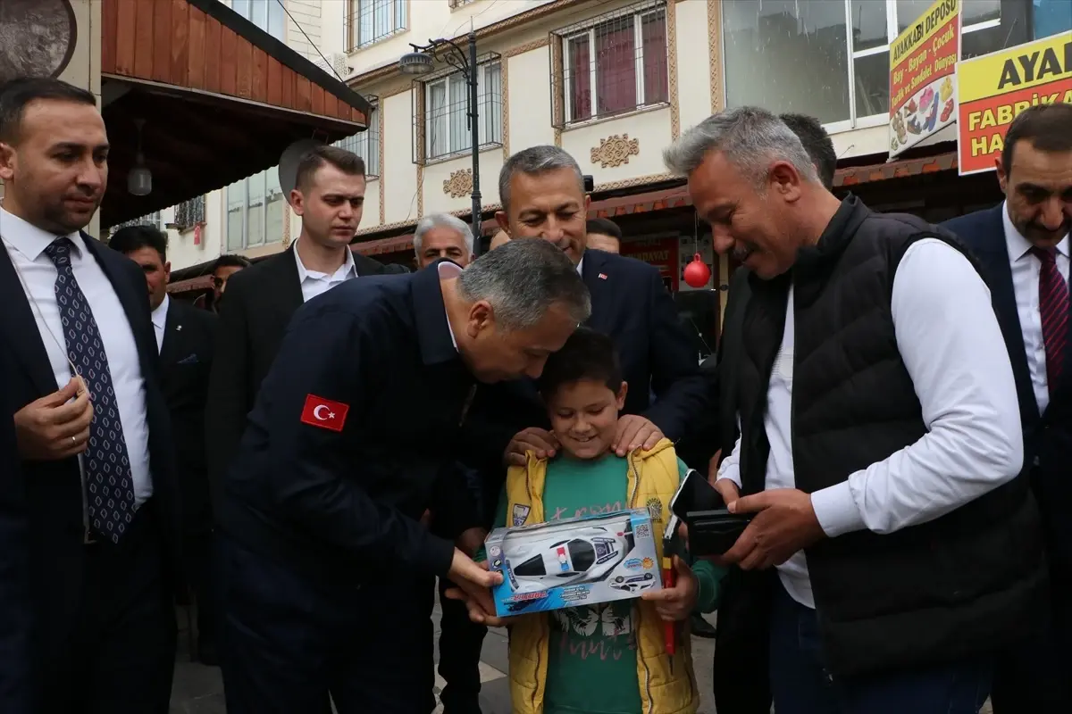 Bakan Yerlikaya Kilis\'te Ziyaretlerde Bulundu