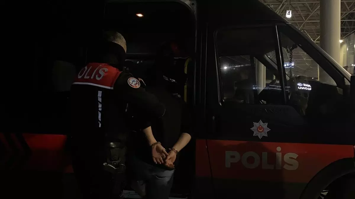 Isparta\'da 400 Kullanımlık Uyuşturucu Ele Geçirildi