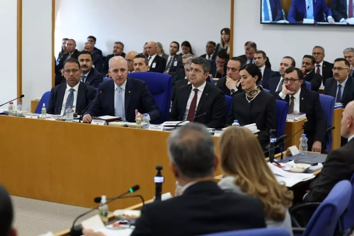 İYİ Partili Usta\'nın Numan Kurtulmuş\'a yönelik sözlerine tepki yağdı