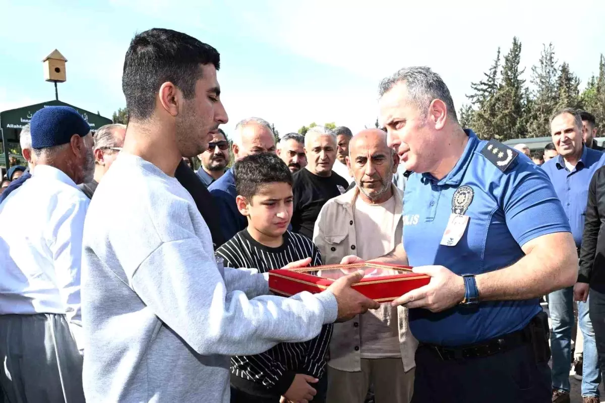 Polis Memuru Kalp Kriziyle Hayatını Kaybetti