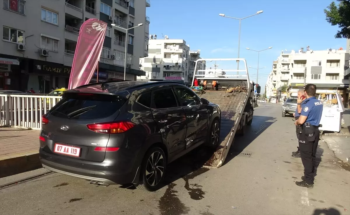 Makam Aracı Trafik Kazasına Karıştı