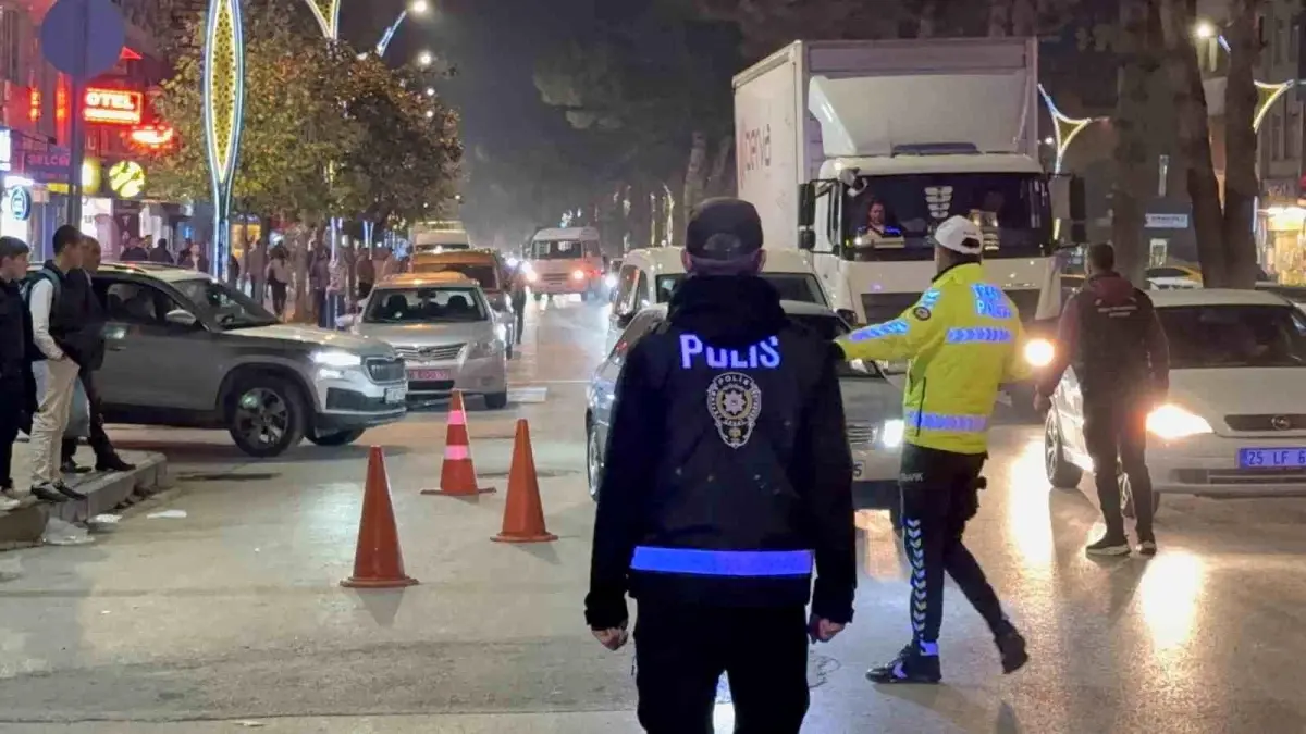 Tatvan\'da Şok Uygulama: 2 Yoklama Kaçağı Yakalandı