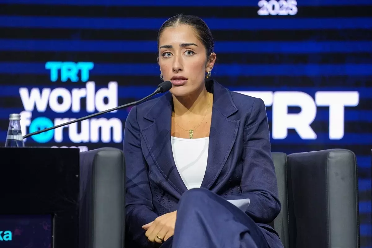 TRT World Forum 2025: Savaş bölgelerinde gazetecilik ele alındı