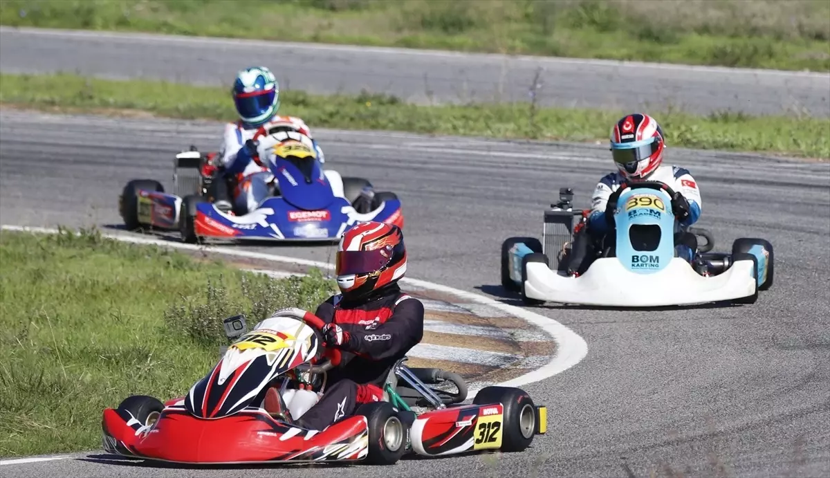 Karting Şampiyonası Kocaeli\'de Başladı