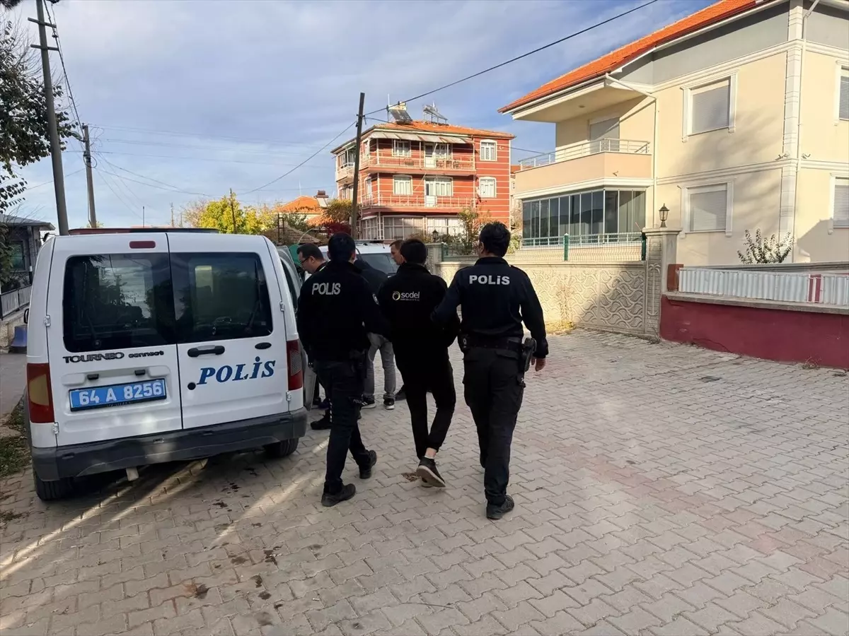 Uşak\'ta Uyuşturucu Operasyonu: 8 Tutuklama