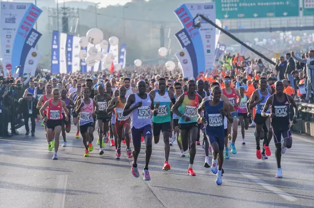 47. İstanbul maratonu start aldı 47. İstanbul maratonu start aldı
