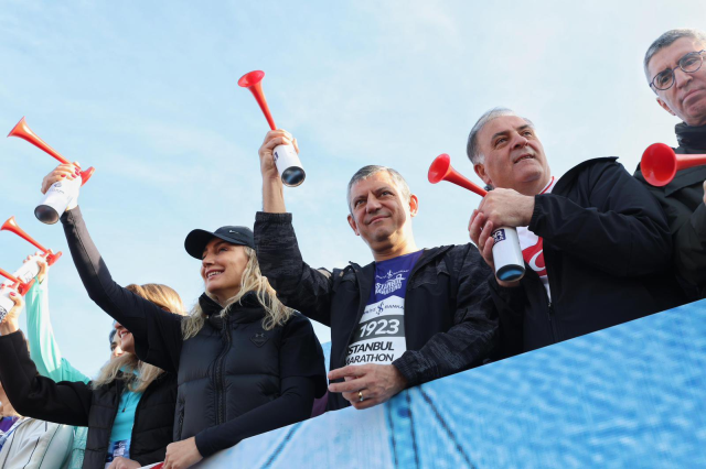 47. İstanbul maratonu start aldı 47. İstanbul maratonu start aldı