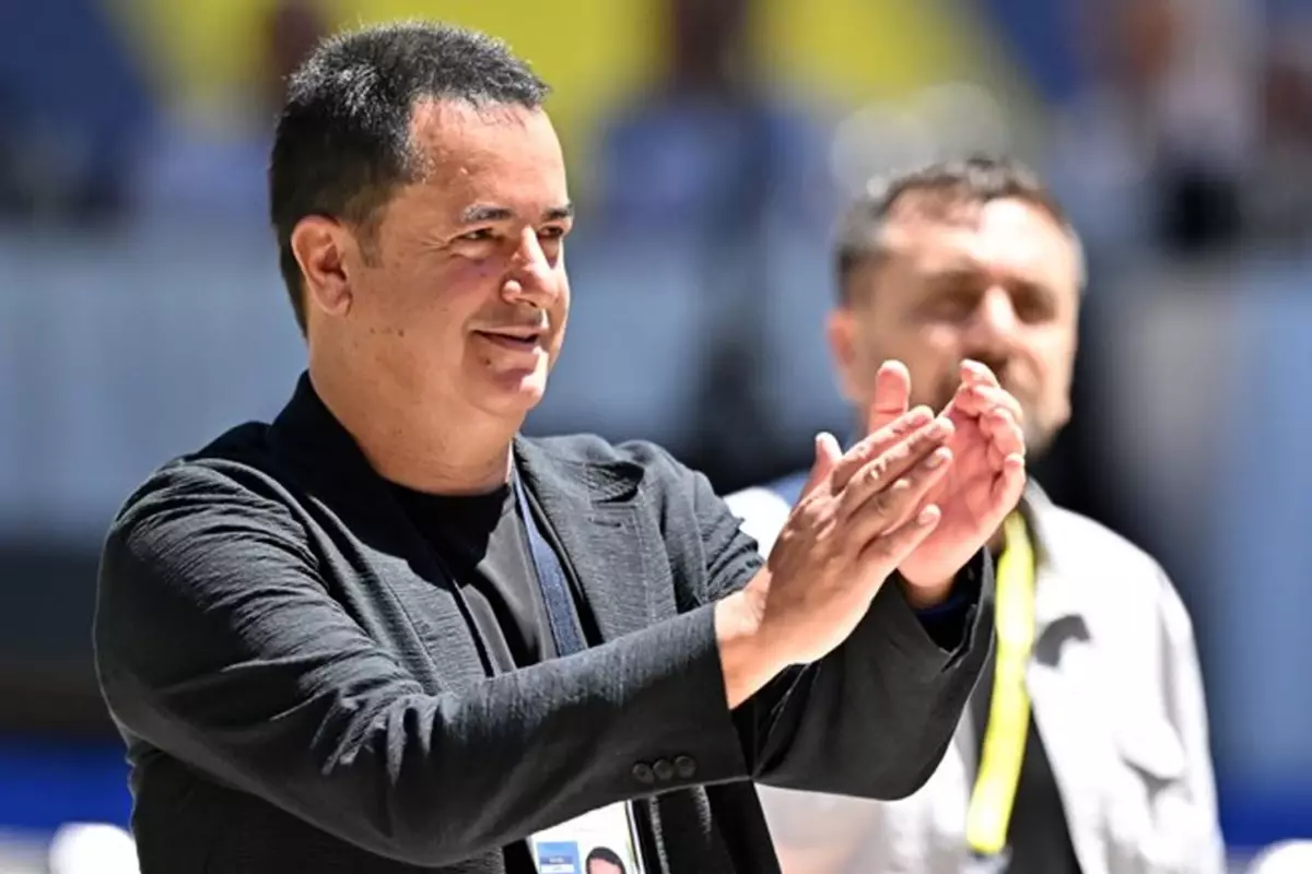 Acun Ilıcalı\'nın takımlarından yine çifte zafer