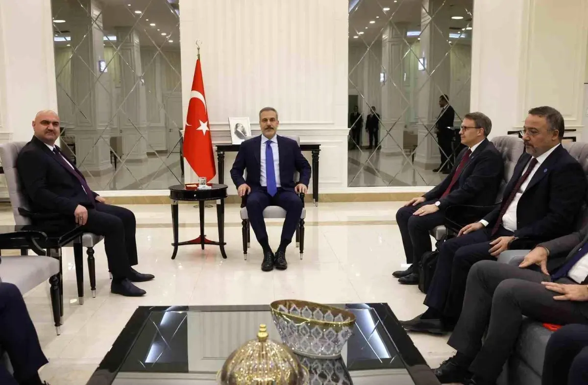 Hakan Fidan Irak Türkmen Cephesi\'ni Ziyaret Etti