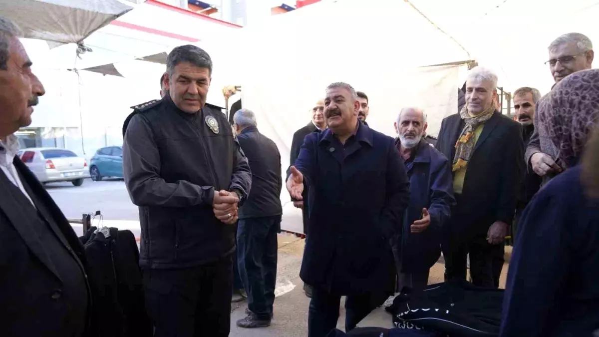 Palandöken\'de Semt Pazarı Denetimi