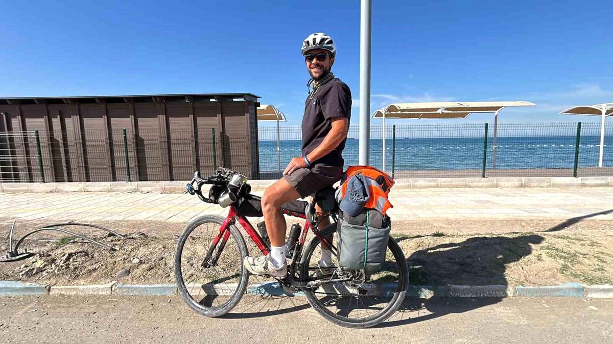 Bisikletle Türkiye Turu: Selahattin Baltacı Hatay\'da