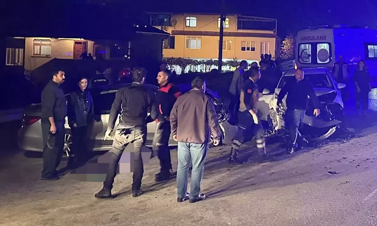 Düzce\'de Trafik Kazası: 7 Yaralı