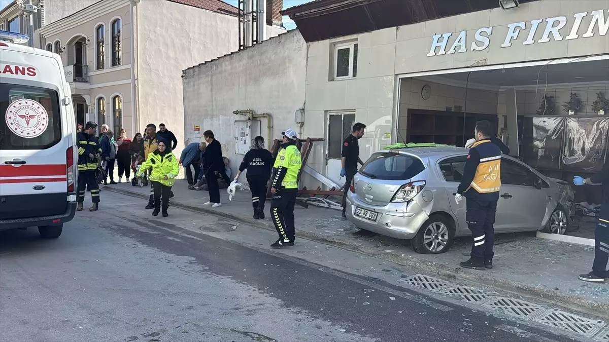 Edirne\'de Kaza: 4 Yaralı