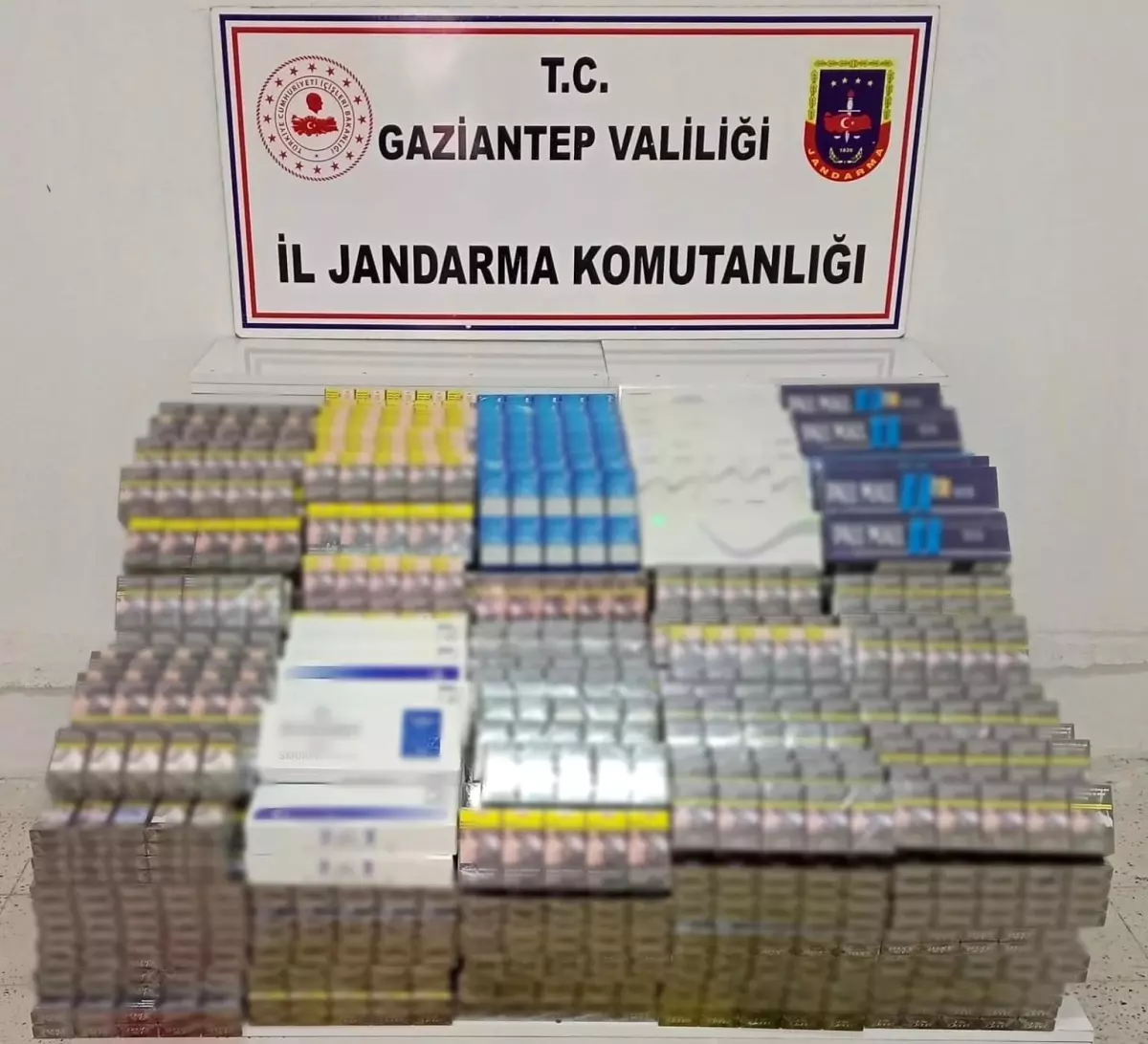 Gaziantep\'te Kaçakçılıkla Mücadele Operasyonu: 15 Gözaltı