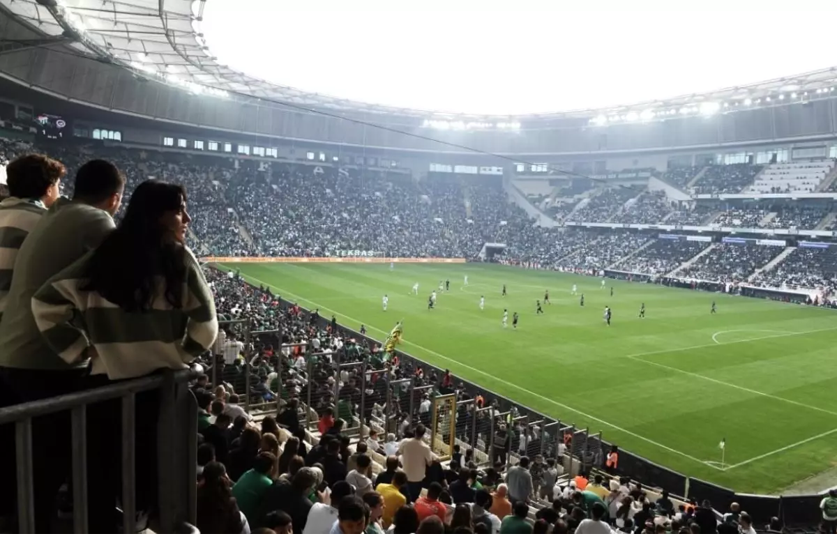 Osmangazi\'den Bursaspor’a Özel Proje: 100 Çocuk Maç İzledi