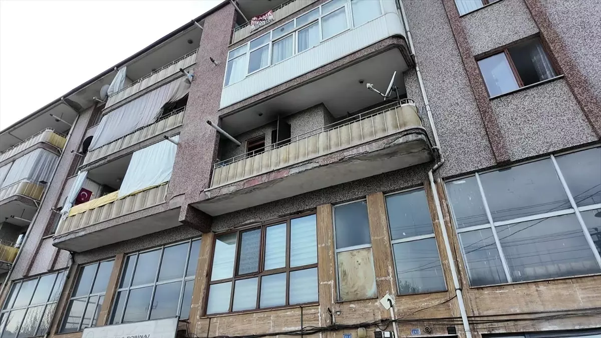 Karabük\'te Apartman Yangını