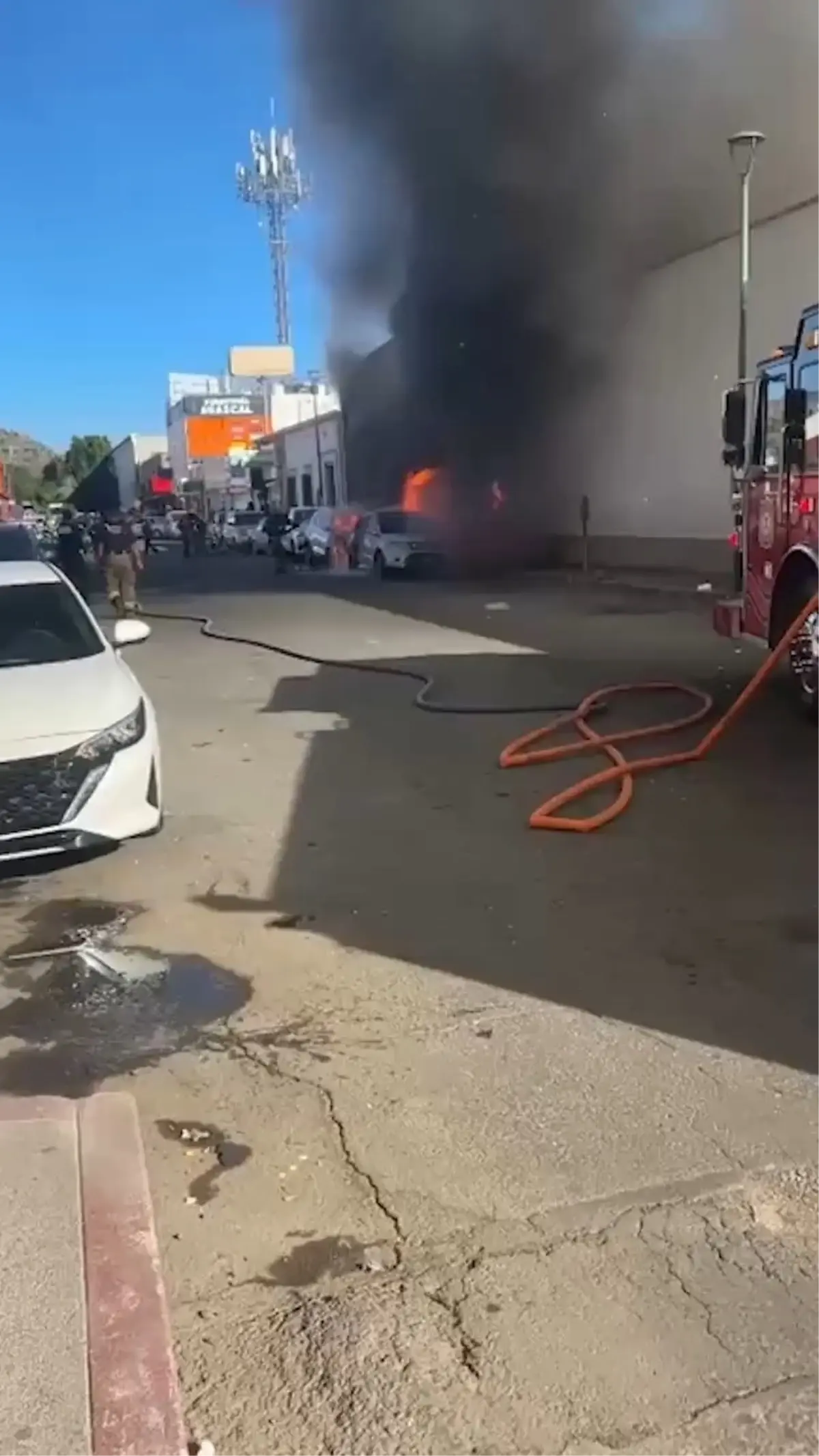 Meksika\'da Market Yangını: 23 Ölü, 11 Yaralı