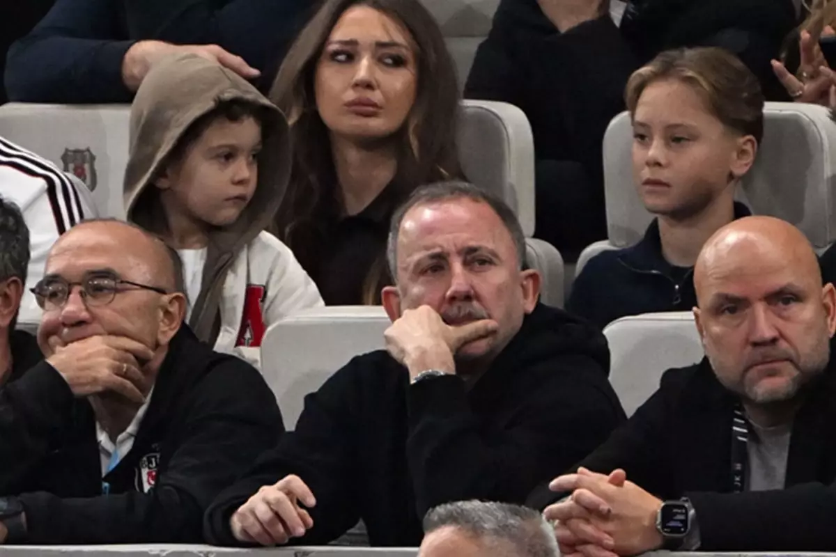 Sergen Yalçın, Beşiktaş\'ın başında Fenerbahçe\'ye ilk kez kaybetti