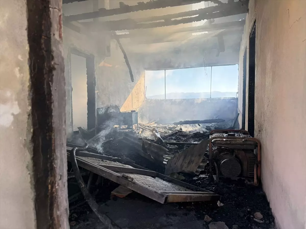 Koyulhisar\'da Yangın Paniği