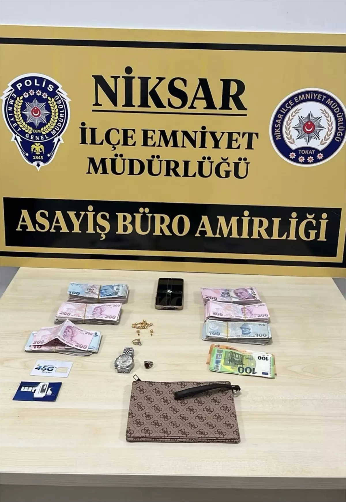 Tokat\'ta Telefon Dolandırıcılığı: 2 Tutuklama