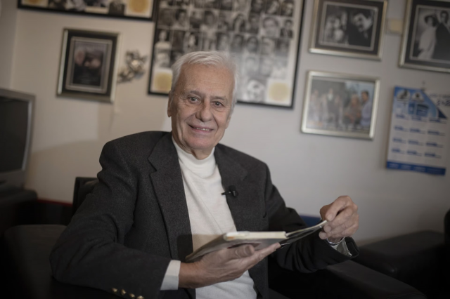 Yeşilçam'ın jönü Engin Çağlar'ın cenazesinde büyük saygısızlık! Fotoğraf için yarışa girdiler