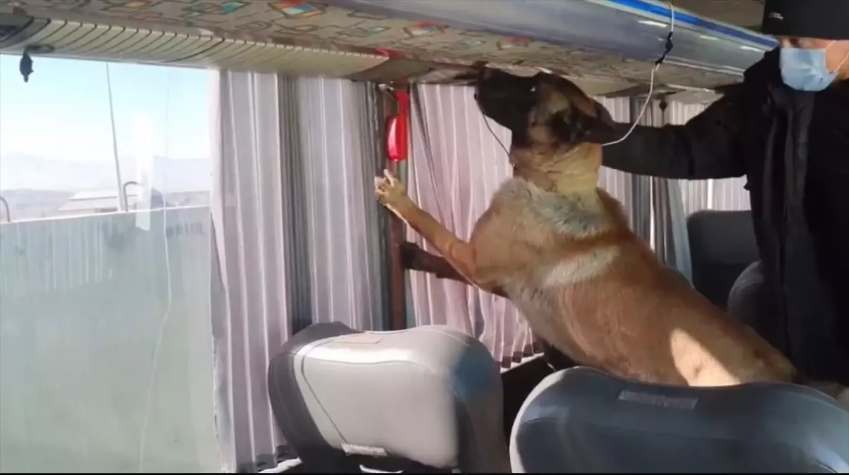 Ağrı\'da Uyuşturucu Ele Geçirildi