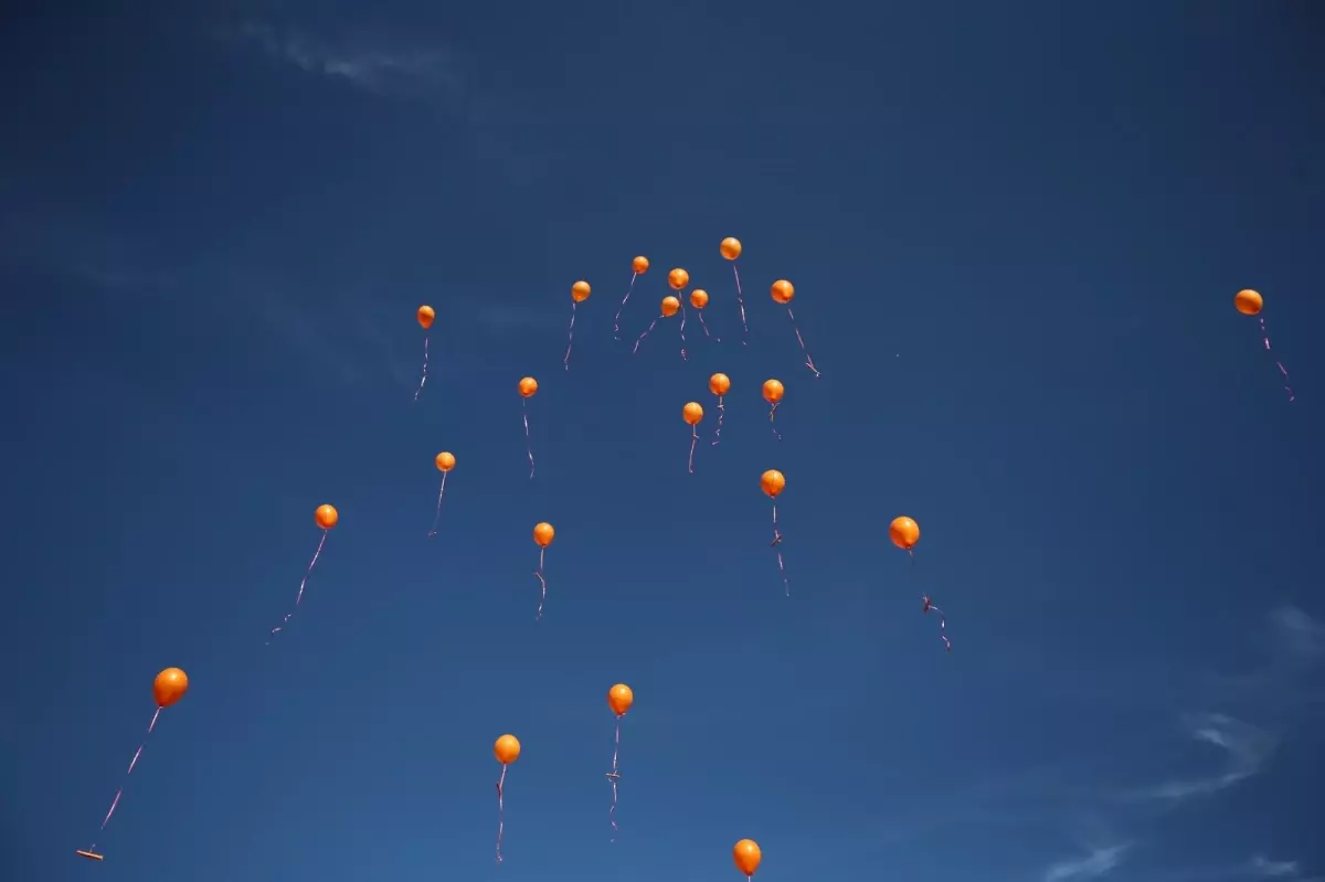 Eflani\'de Ana Sınıfı Öğrencilerinden Lösemili Çocuklar İçin Balon Bırakma Etkinliği