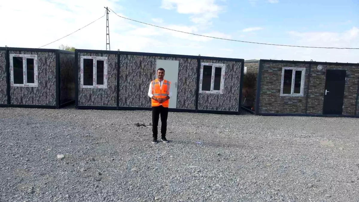 Malatyalı Mikail Ünsal Konteyner Üretiyor