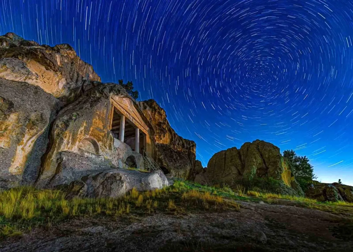 Erol Özdemir Cumhuriyet Sergisi\'nde Öne Çıktı