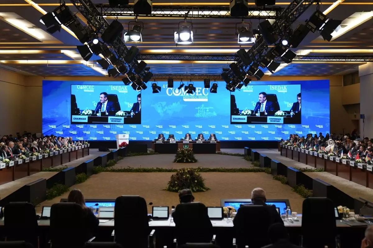 İİT İSEDAK 41. Toplantısı İstanbul\'da Yapıldı