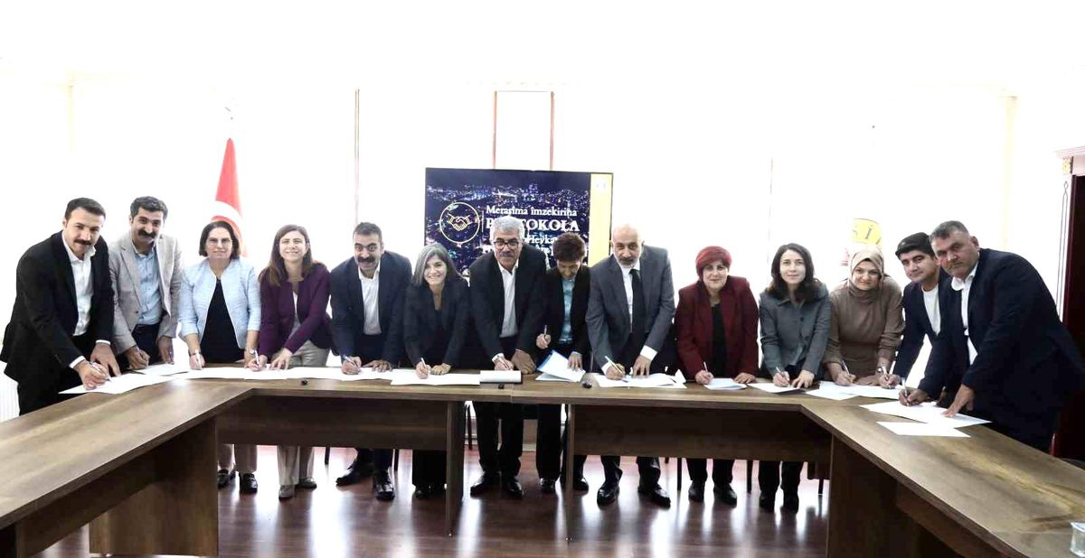 Kadınların Ekonomik Üretim Süreçlerine Dahil Olması İçin Mandıra Protokolü İmzalandı