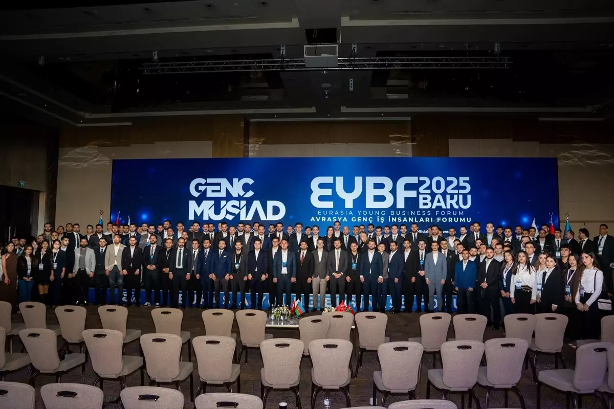 EYBF 2025 Bakü\'de Genç Girişimcileri Buluşturdu