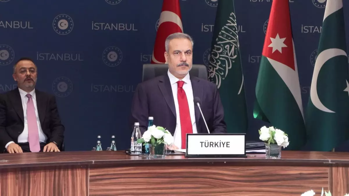 İstanbul\'da Gazze Zirvesi Toplandı